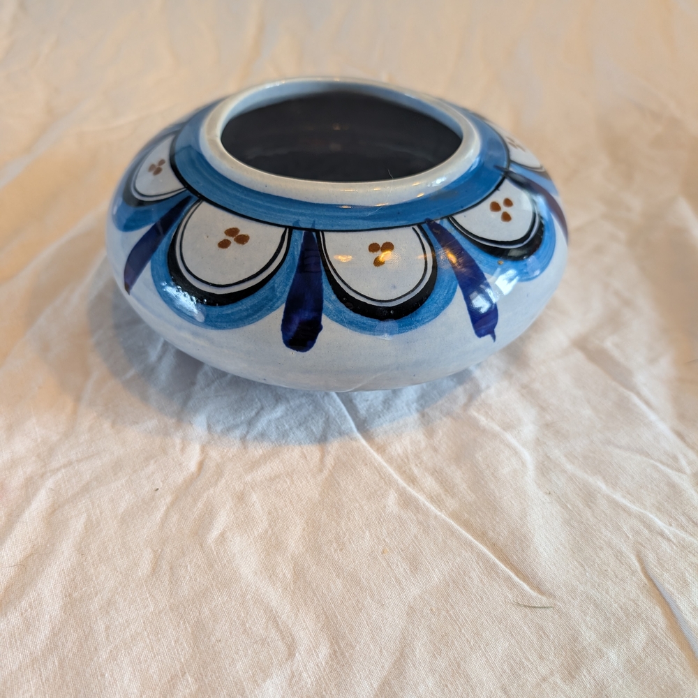 2/30$ Tonala Artistic Blue  Ceramic Planters